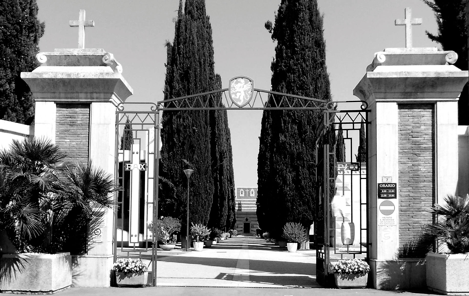 Agenzia-Funebre-San-Lorenzo---Onoranze-Funebri-Grosseto---Cimitero-di-Sterpeto